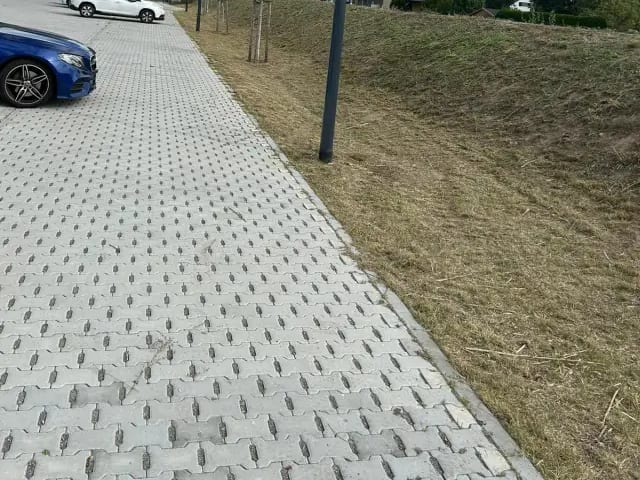 Grünflächenpflege für Hausverwaltungen – GALABAUM MEINKE Grünflächenpflege für Hausverwaltungen – GALABAUM MEINKE