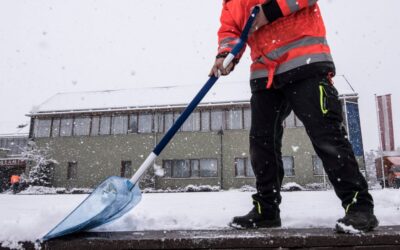 Winterdienst: Was Eigentümer und Hausverwaltungen zur Räum- und Streupflicht wissen sollten